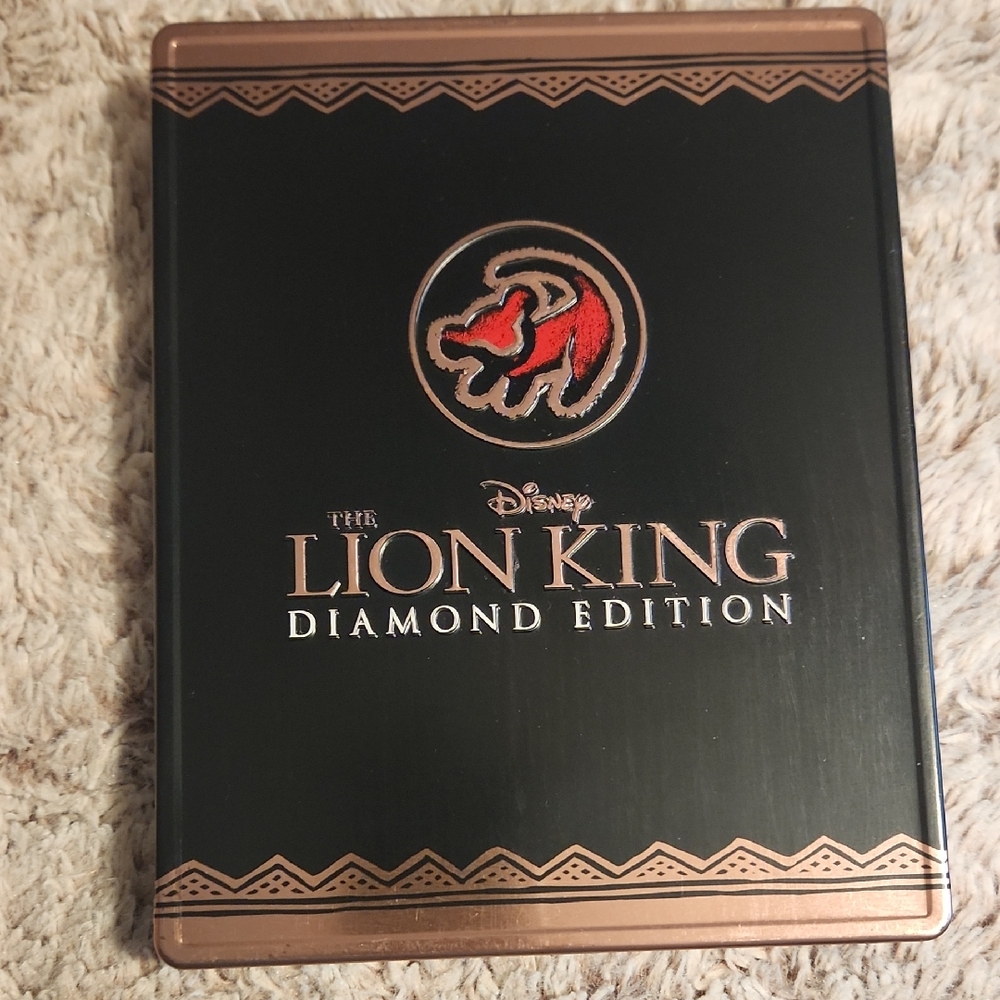 Disney The Lion King Diamond Edition in Black and Gold